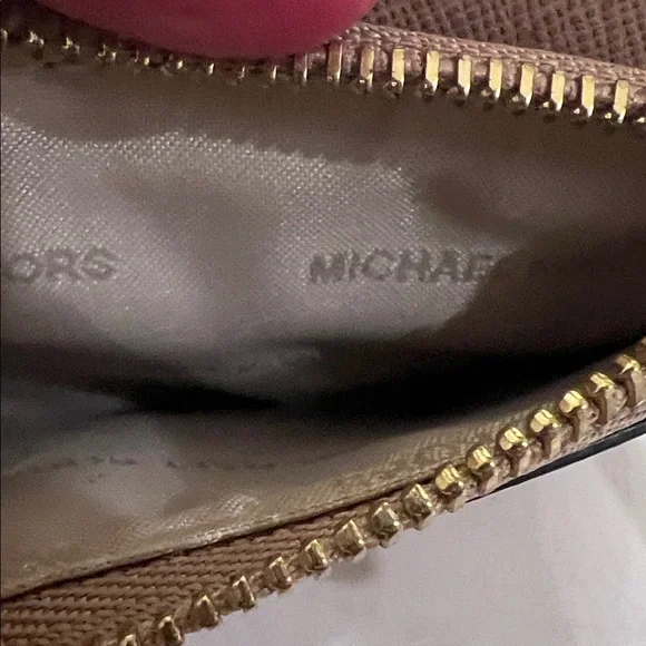 Michael Kors Blush Card Holder - Picture 8 of 15